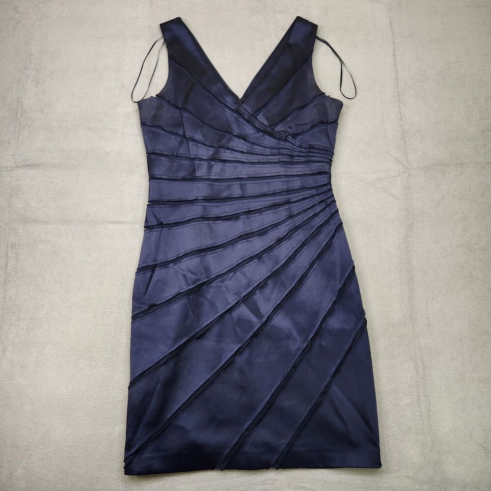 Chetta‎ B Short Bodycon Cocktail Dress Women's 6 Navy Blue Sleeveless V-Neck
